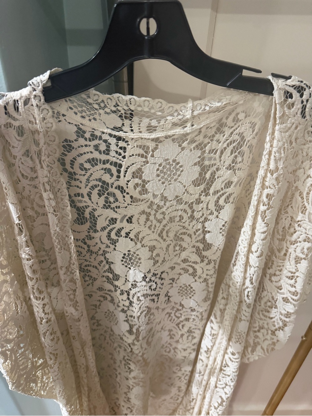 Maaji Cream Lace Open-Front Cardigan - Picture 2 of 3